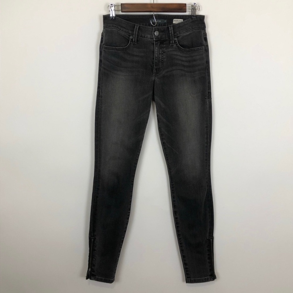 Anthropologie Level 99 Mid Rise Ankle Zip Jeans